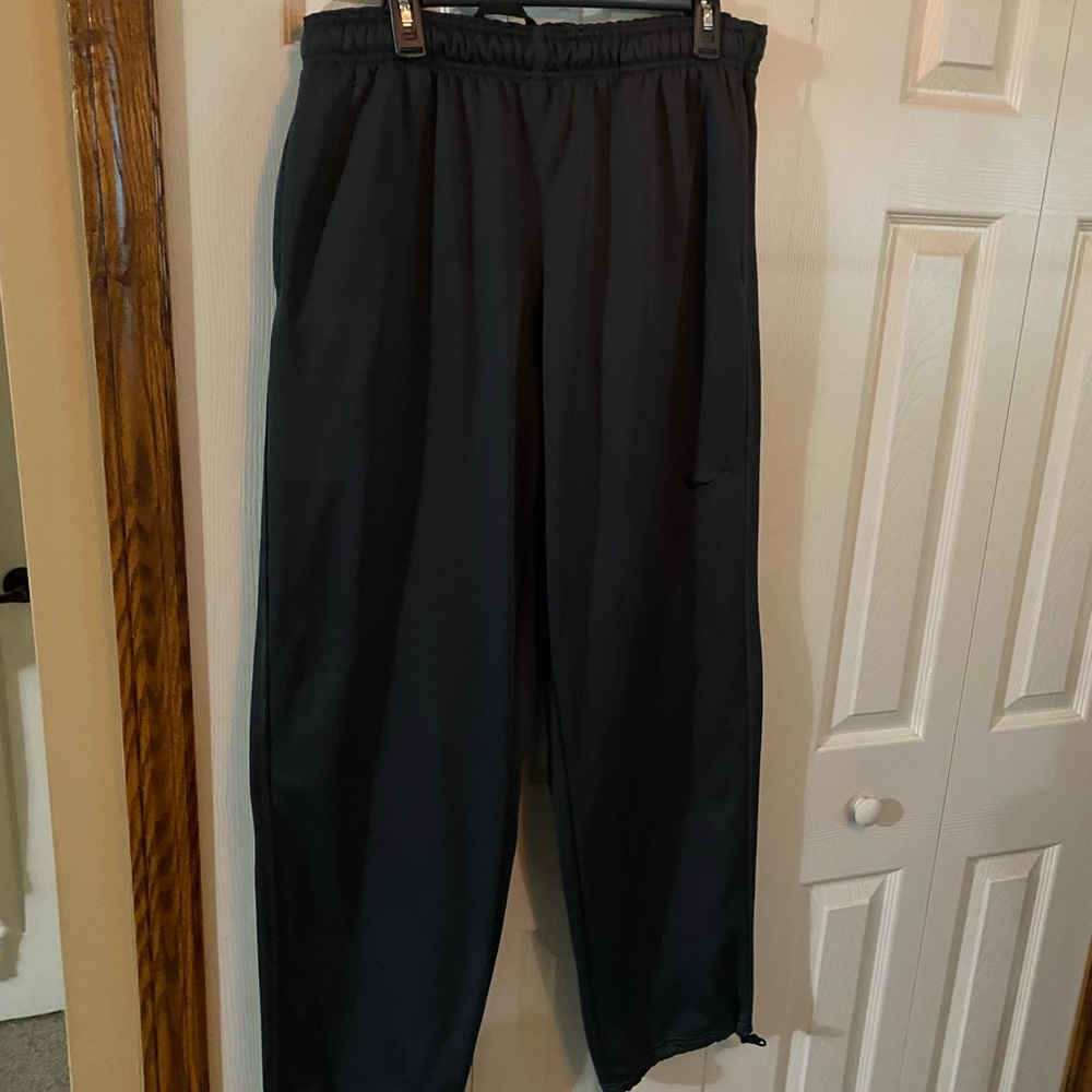 Nike Therma Fit